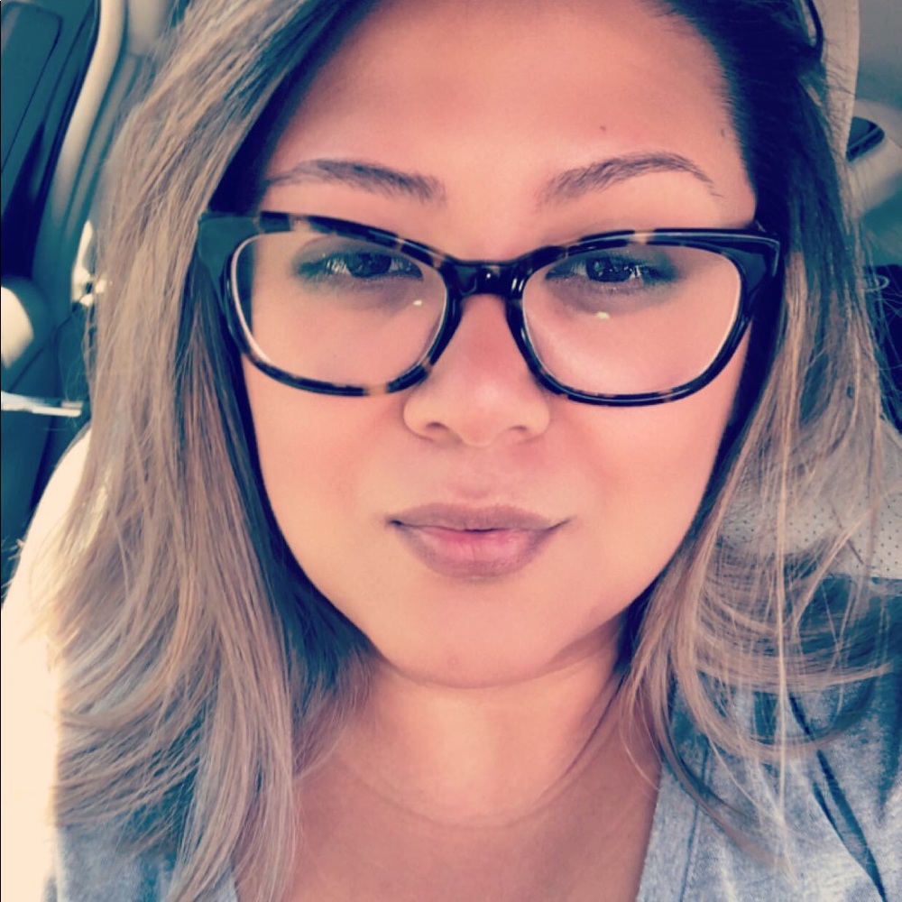 Meet your Posher, Anna